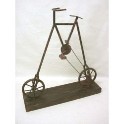 FIGURA FORJA BICICLETA ANTIGUA