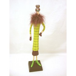 FIGURA MADERA MUJER MODERNA...