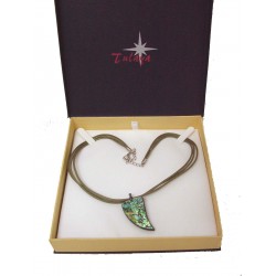 COLLAR CUERNO VERDE...