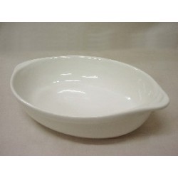 FUENTE OVALADA CERAMICA BLANCA
