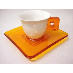 TAZA Y PLATO CUADRADO...