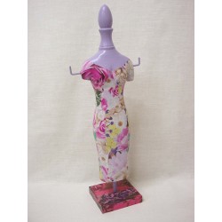 FIGURA MANIQUI MADERA...